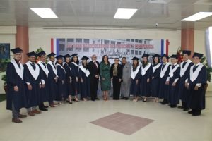 Médicos Especialistas y Subespecialistas se Graduaron en el HST