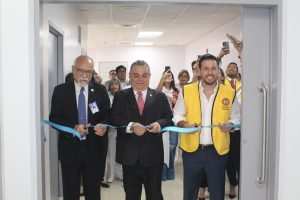 Inauguran Quirófano Híbrido